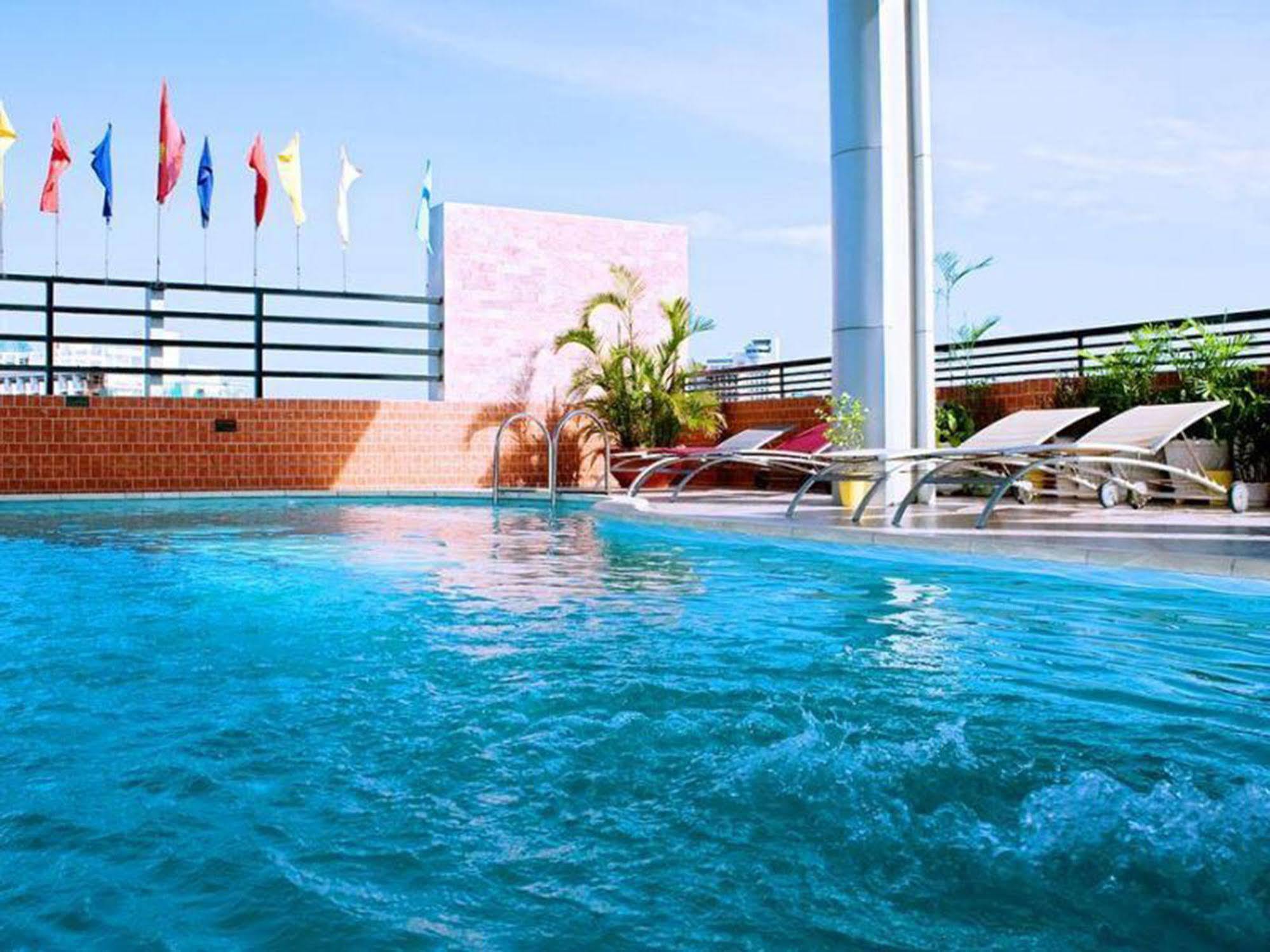 Olympic Hotel Нячанг Экстерьер фото